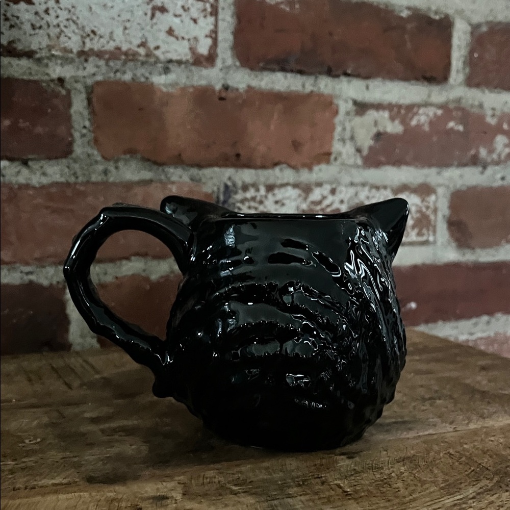 Black Cat Ceramic Mug for Pets & Cat Lovers - Picture 4 of 7